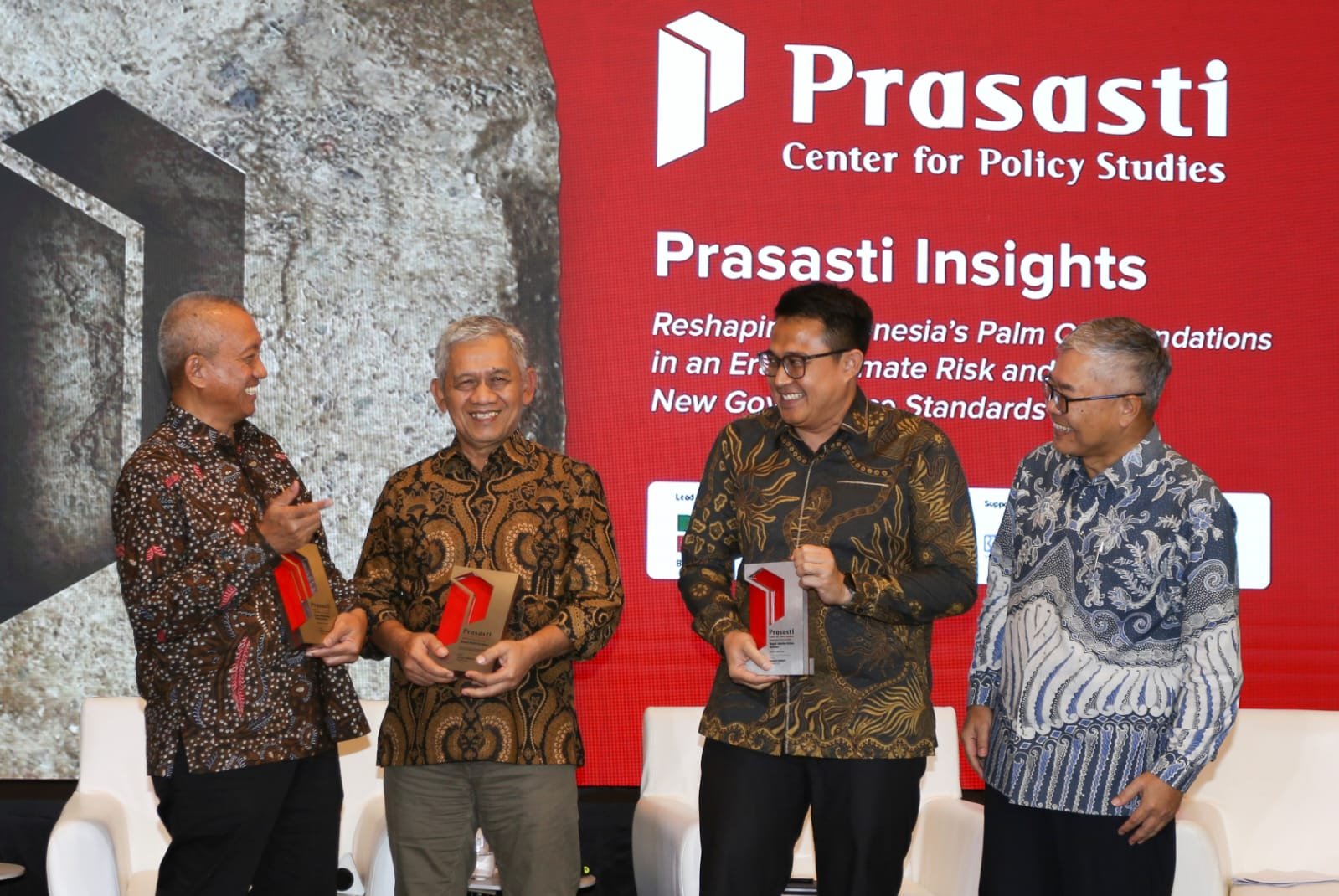 Prasasti Center: Fondasi Industri Kelapa Sawit Nasional Harus Makin Kuat