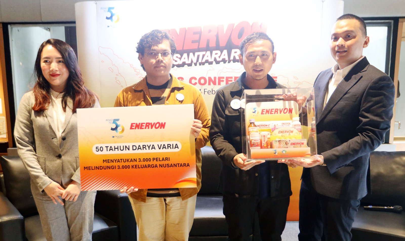  Darya Varia Salurkan Enervon Family Immunity Kit